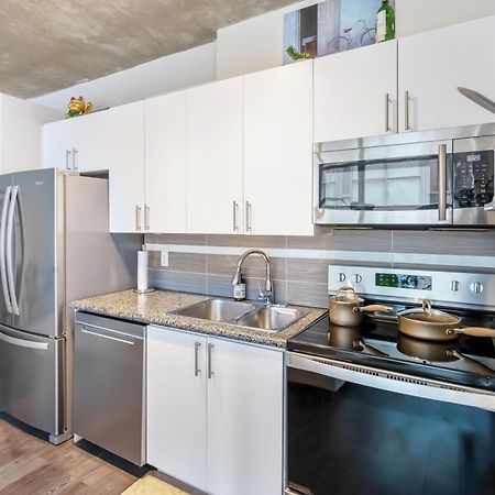 Spacious Corner Apartment Downtown Toronto Zewnętrze zdjęcie