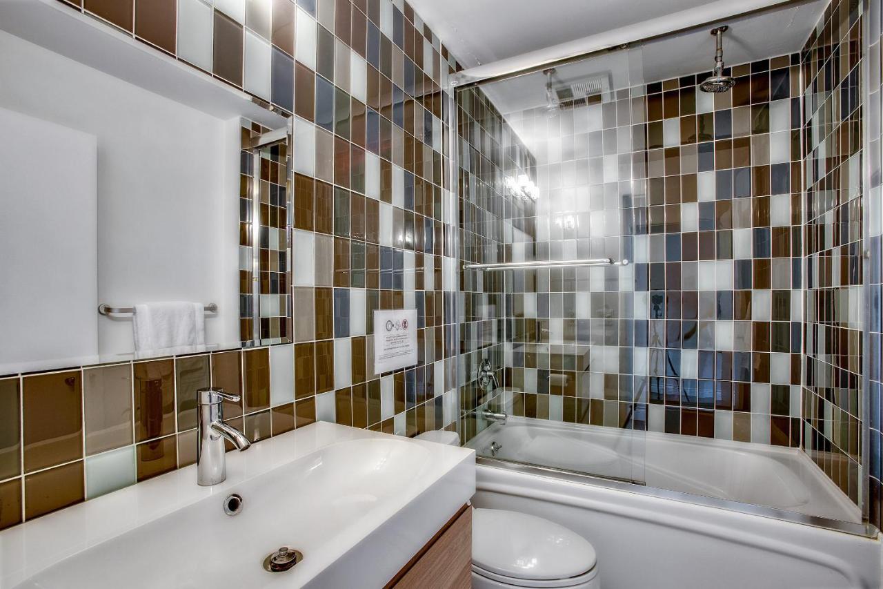 Spacious Corner Apartment Downtown Toronto Zewnętrze zdjęcie